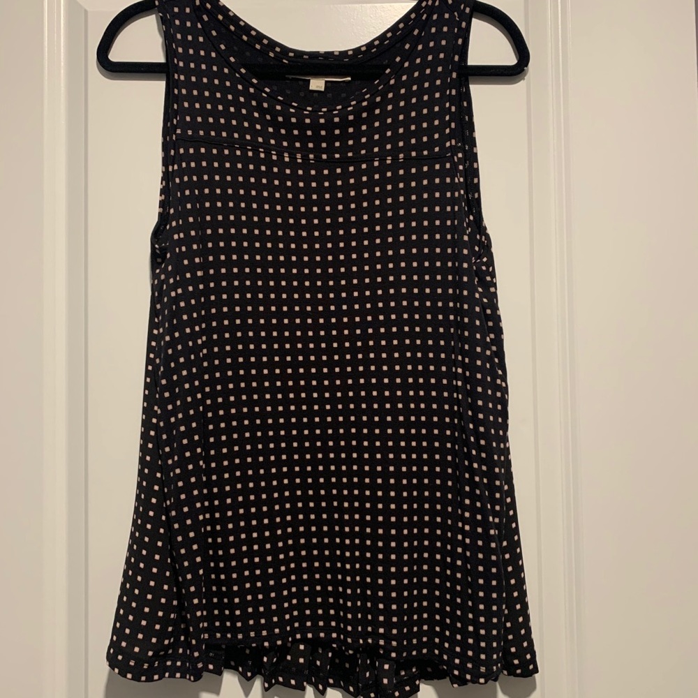 Sleeveless top